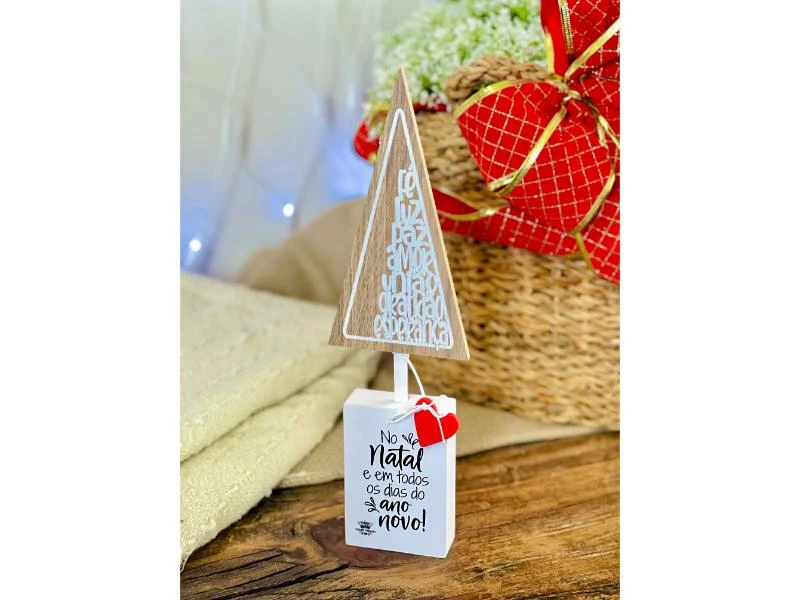 PLACA DE MESA COM PINHEIRO NO NATAL E EM TODOS...31X9