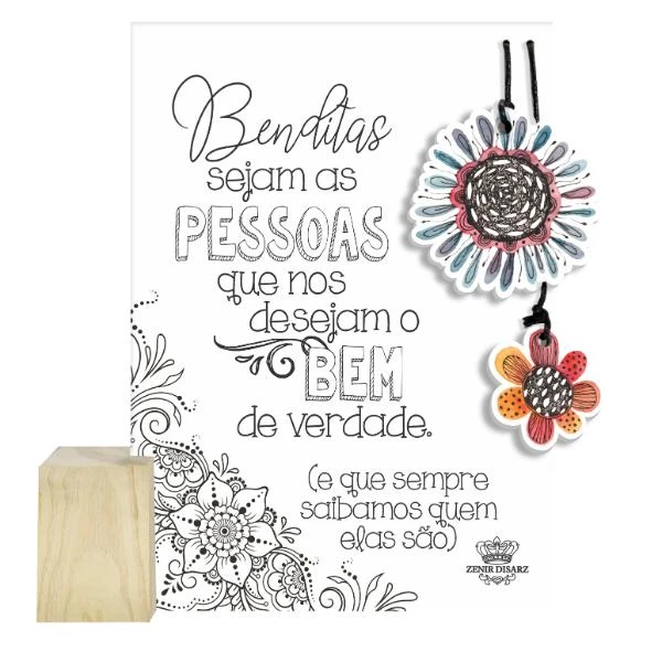ENFEITE DE MESA COM CUBO E PLACA BENDITA SEJAM AS PESSOAS...JARDIM...13X11