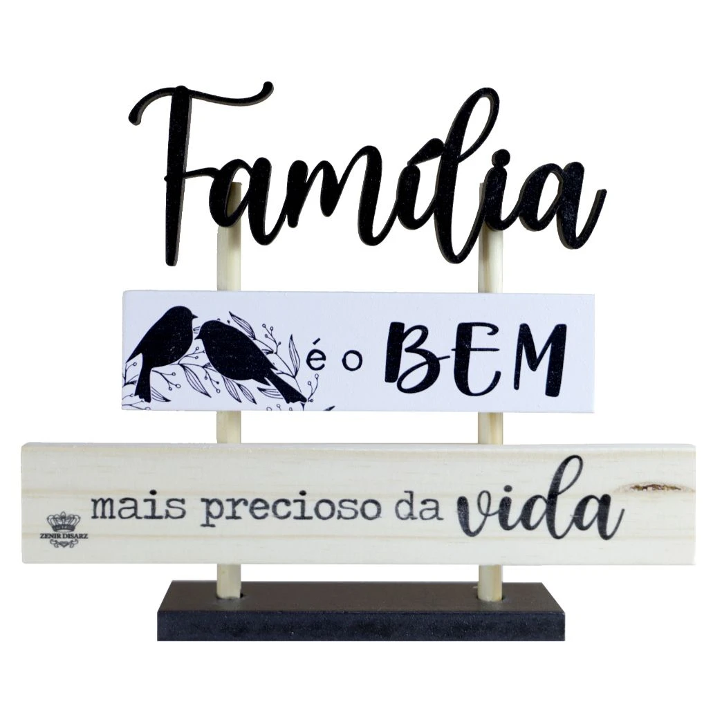 ENFEITE DE MESA COM PLAQUINHAS PALAVRA FAMÍLIA...16,5X20