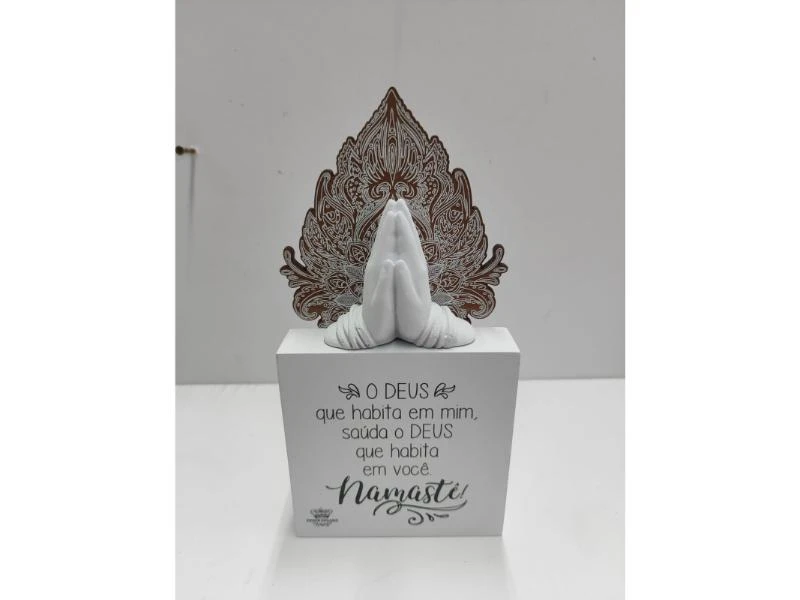 PLACA DE MESA COM APLIQUE O DEUS QUE HABITA EM MIM...BENÇÃO VERDE 20X10