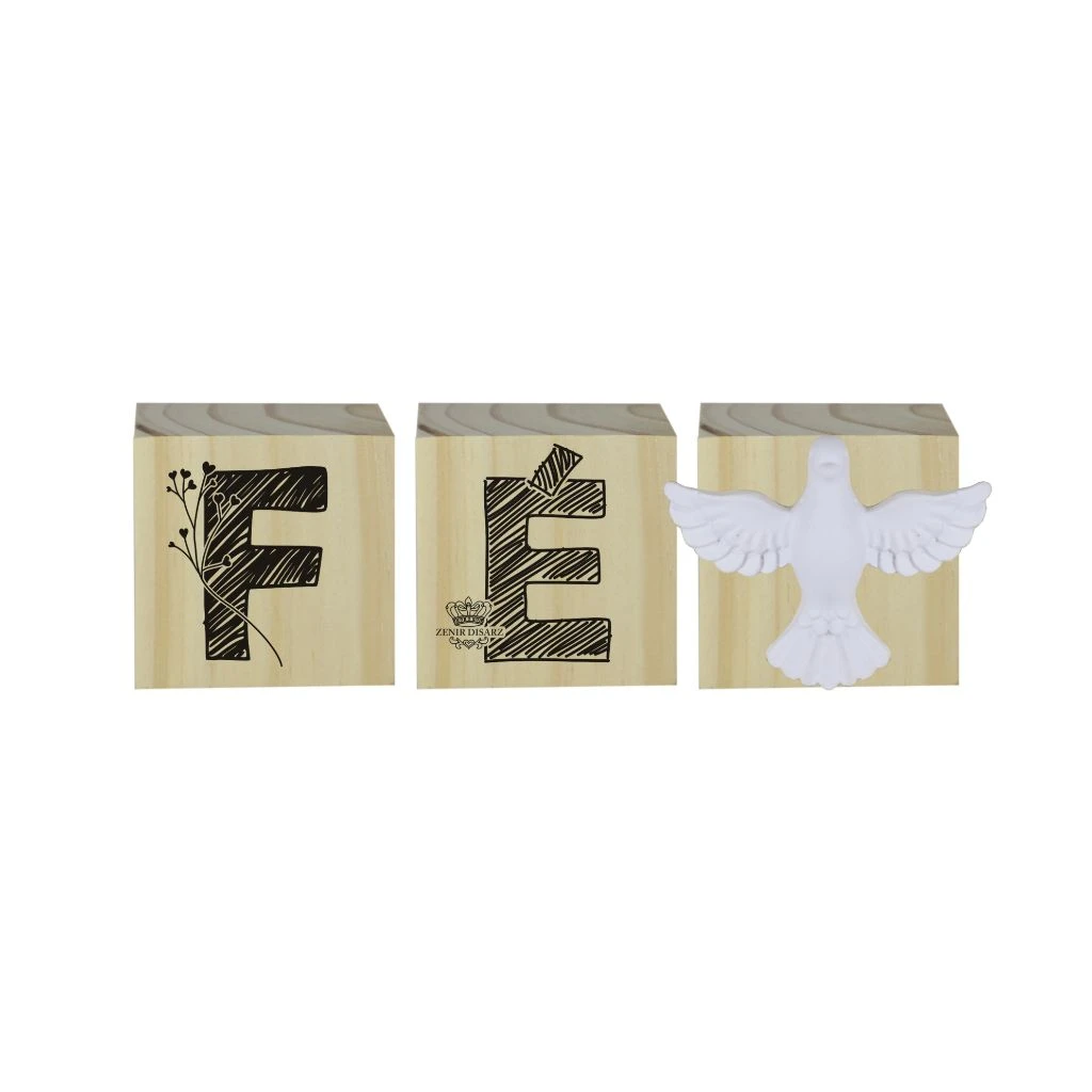 ENFEITE DE MESA CUBOS FÉ 5,5X15,5