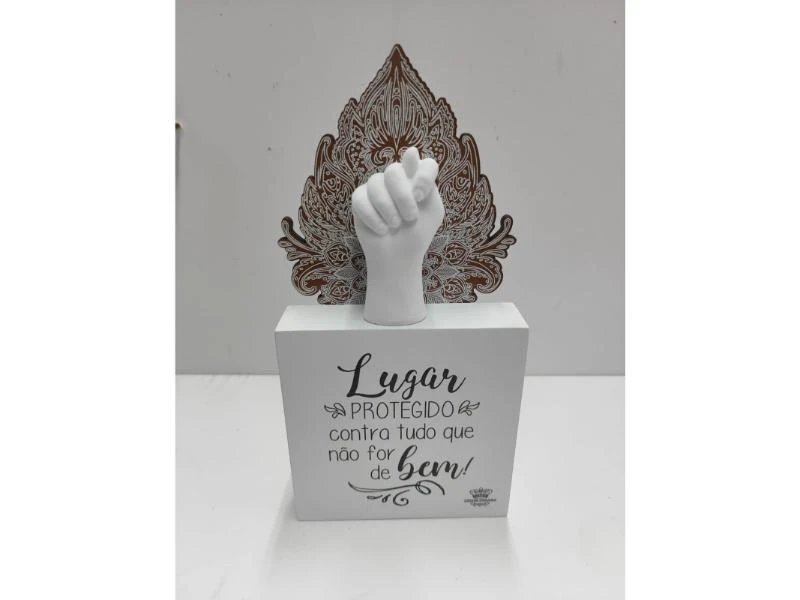 PLACA DE MESA COM APLIQUE LUGAR PROTEGIDO CONTRA...BENÇÃO VERDE 20X10